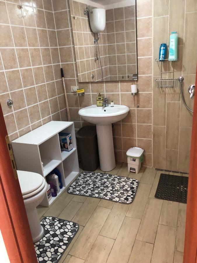 ポンテ・ガレリアLittle House Fiera Di Romaアパートメント エクステリア 写真