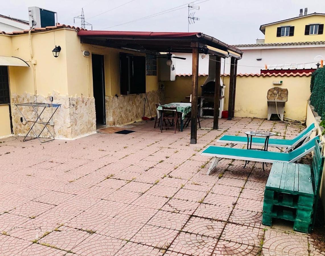 ポンテ・ガレリアLittle House Fiera Di Romaアパートメント エクステリア 写真